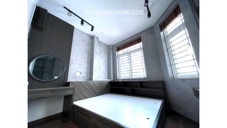 BÁN NHÀ BÌNH THẠNH OTO VÀO NHÀ 60M2 5 TẦNG NGANG 4,2M 5 PN KD ĐỈNH HOẢNG HOA THÁM  GẤP BÁN 9.9 TỶ